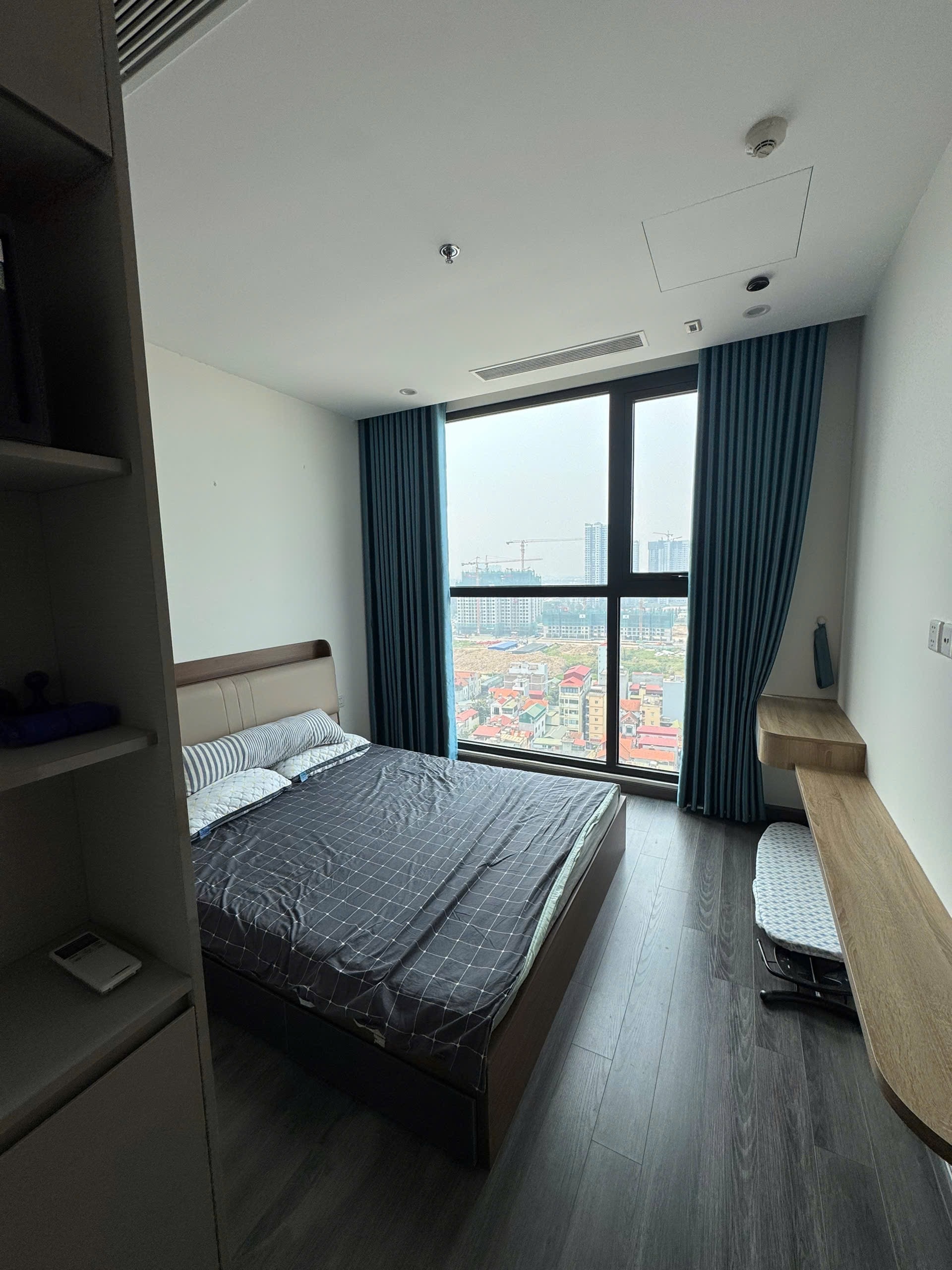 1-bedroom-apartment-for-rent-r1-02-ruby-vinhomes-ocean-park (5) 1 Bedroom + 1 Apartment for Rent in R1.02 Ruby | Fully Furnished | Vinhomes Ocean Park