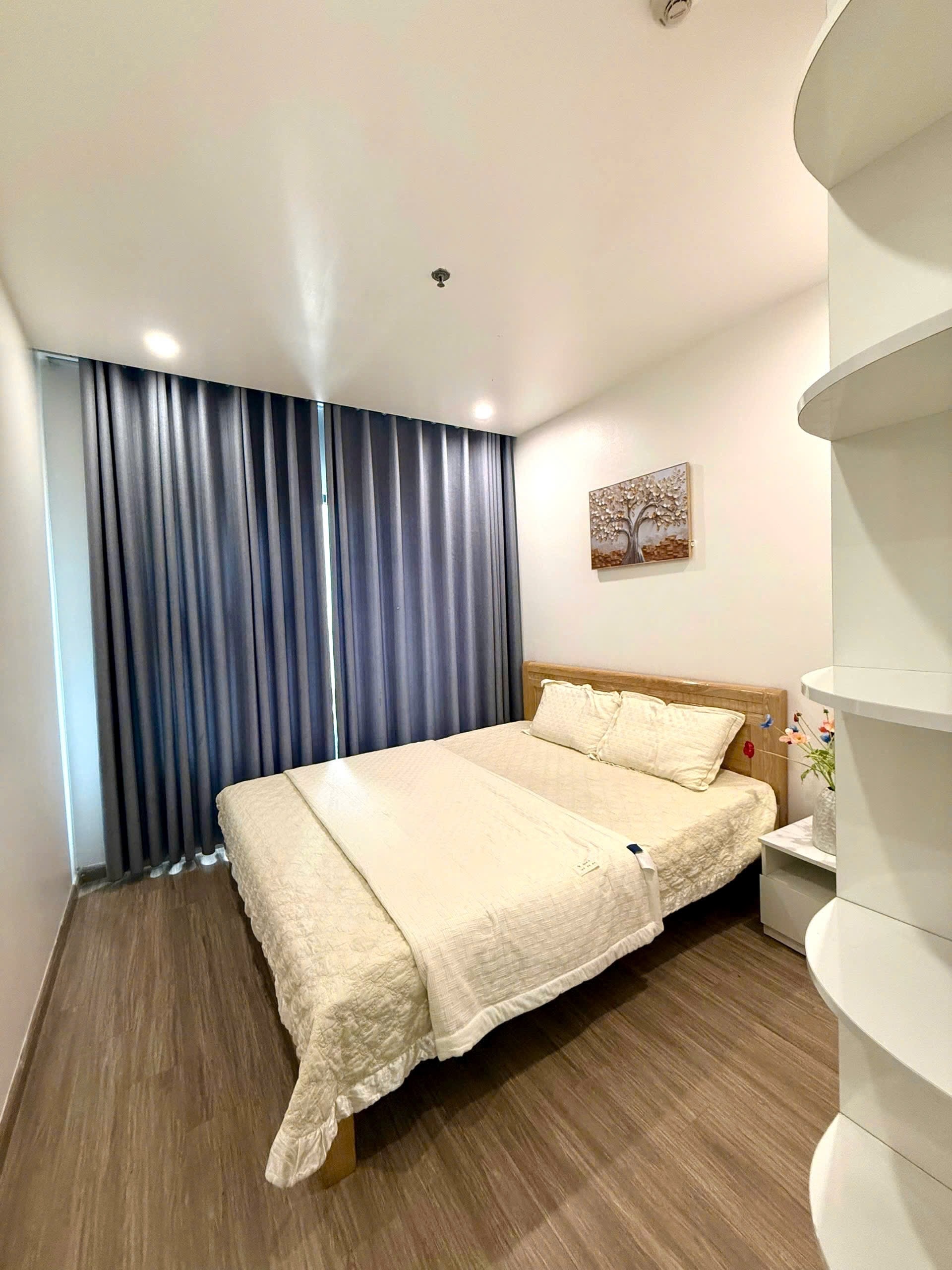 1-bedroom-apartment-for-rent-s2-11-sapphire-2-vinhomes-ocean-park (2) 1 Bedroom + 1 Apartment for Rent in S2.11 Sapphire 2 | Fully Furnished | Vinhomes Ocean Park