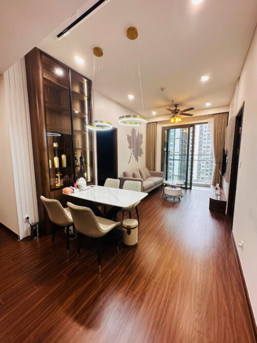 Luxury 2 Bedroom Apartment for Rent in Masteri Waterfront H3