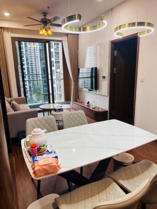 Luxury 2 Bedroom Apartment for Rent in Masteri Waterfront H3