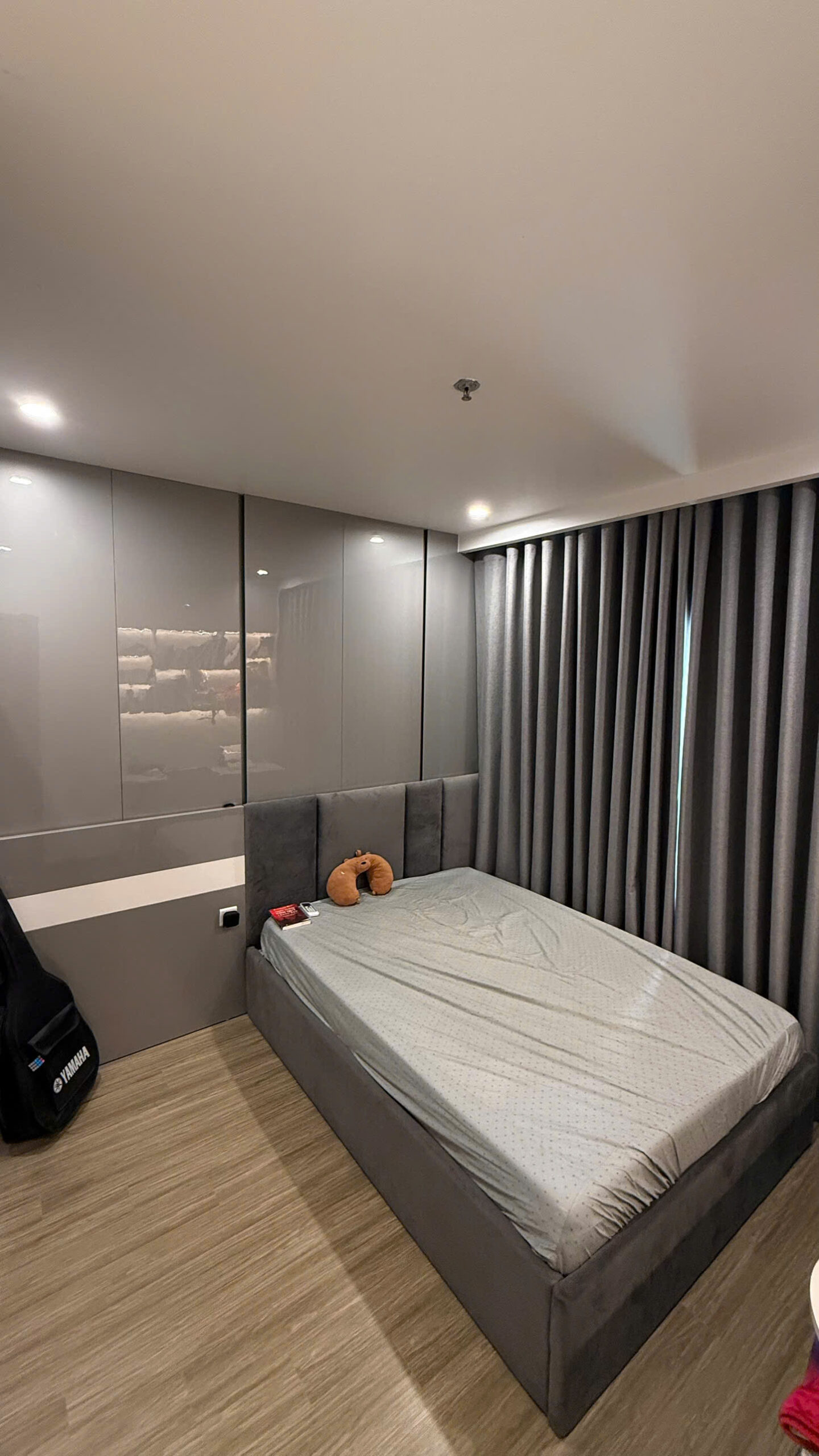 corner-3-bedroom-apartment-for-rent-vinhomes-ocean-park (6) Corner 3 Bedroom Apartment for Rent in S1.06 Sapphire 1 | Fully Furnished