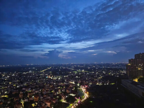 Homestay 2PN Ecopark Landmark Tầng 24 | Decor Chill, Không Gian Nghỉ Dưỡng