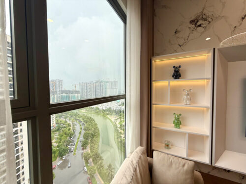 Thuê Homestay 2PN góc Masteri Waterfront H2 tầng 19