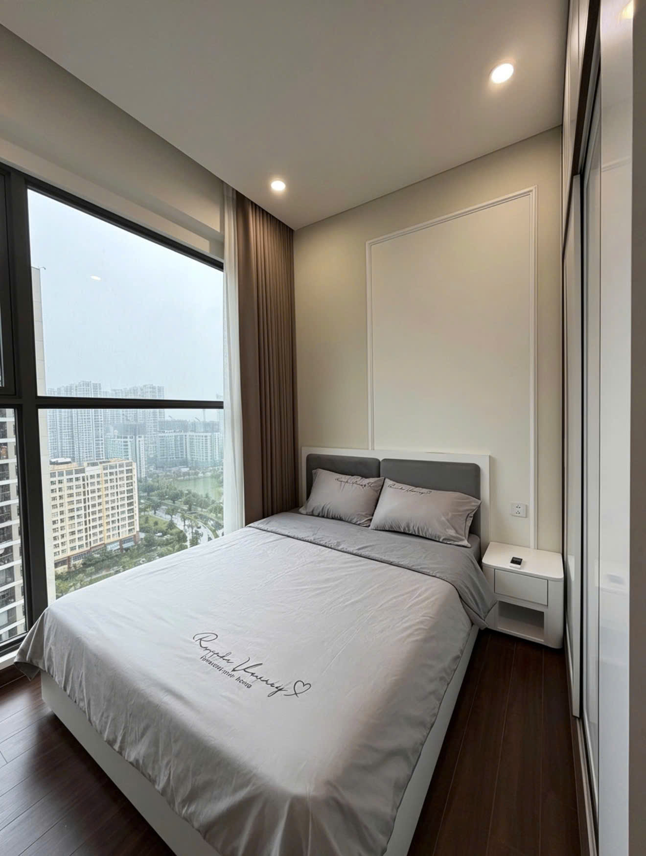 homestay-2pn-goc-masteri-waterfront-h2-tang-19 (4) Thuê Homestay 2PN góc Masteri Waterfront H2 tầng 19