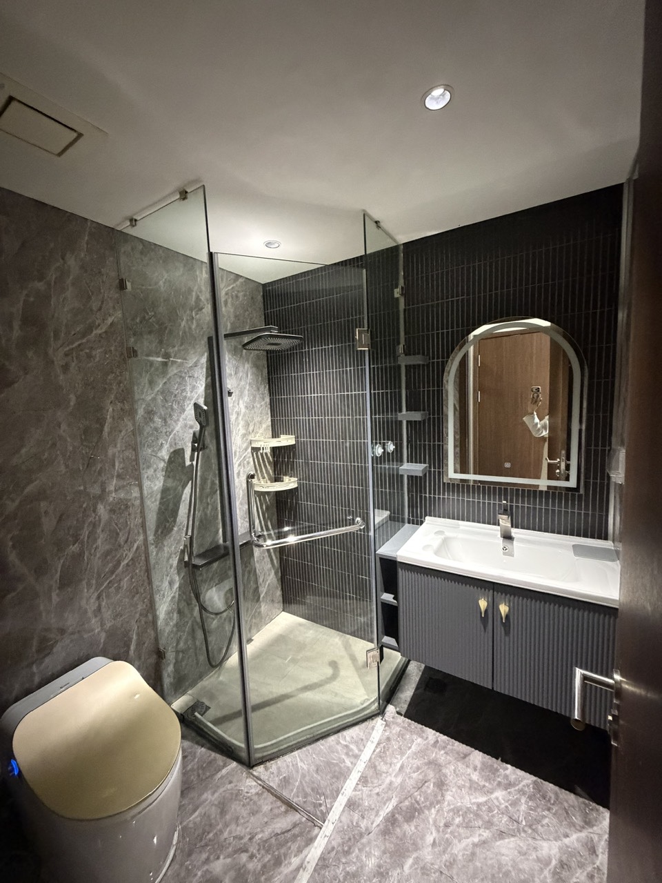 homestay-2pn-masteri-waterfront-m2-tang-18 (7) Homestay 2PN Masteri Waterfront Ocean Park M2 Tầng 18