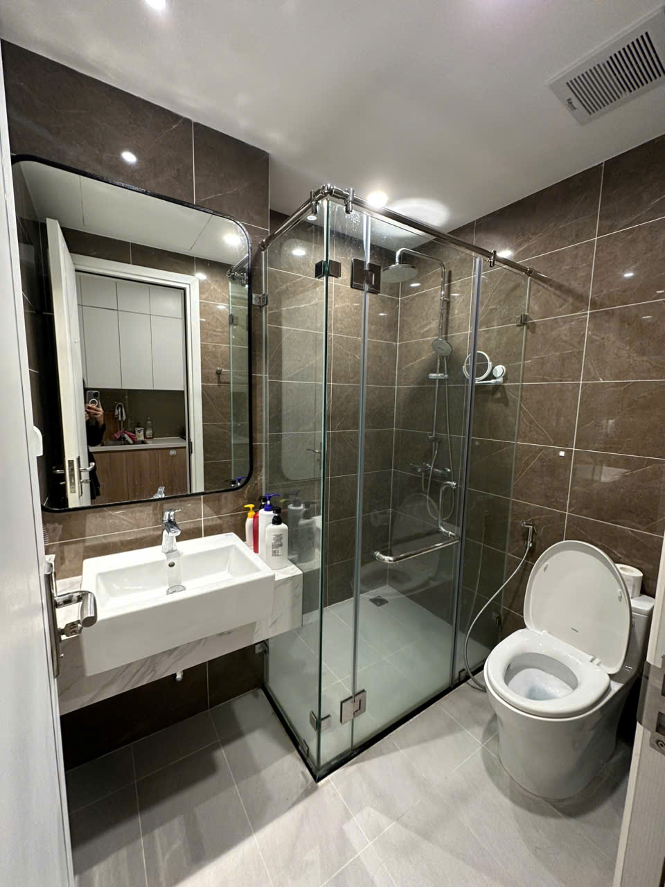 homestay-imperia-smart-city-studio-full-noi-that (8) Homestay Imperia Smart City I2 Tầng 19 Studio Full Nội Thất