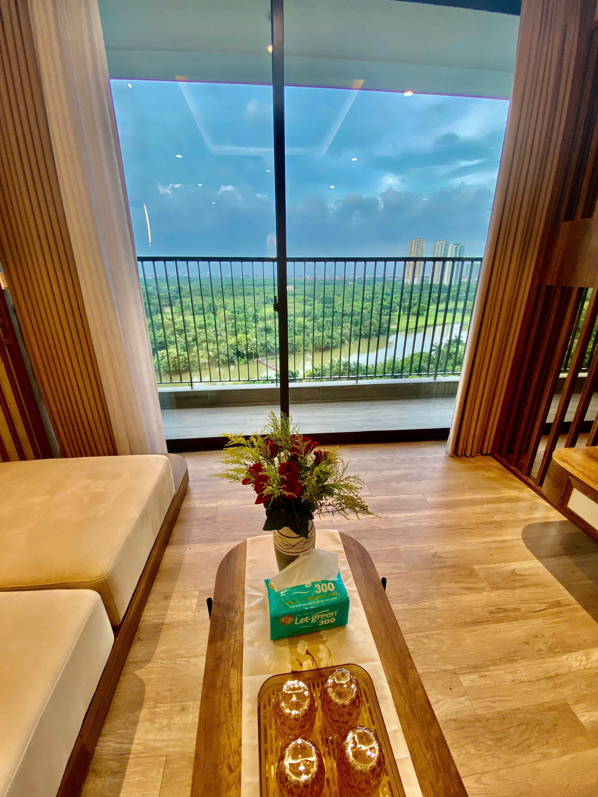 homestay-landmark-l2-3pn-view-ho-thien-nga (5) Homestay Landmark Ecopark L2 3PN View Hồ Thiên Nga