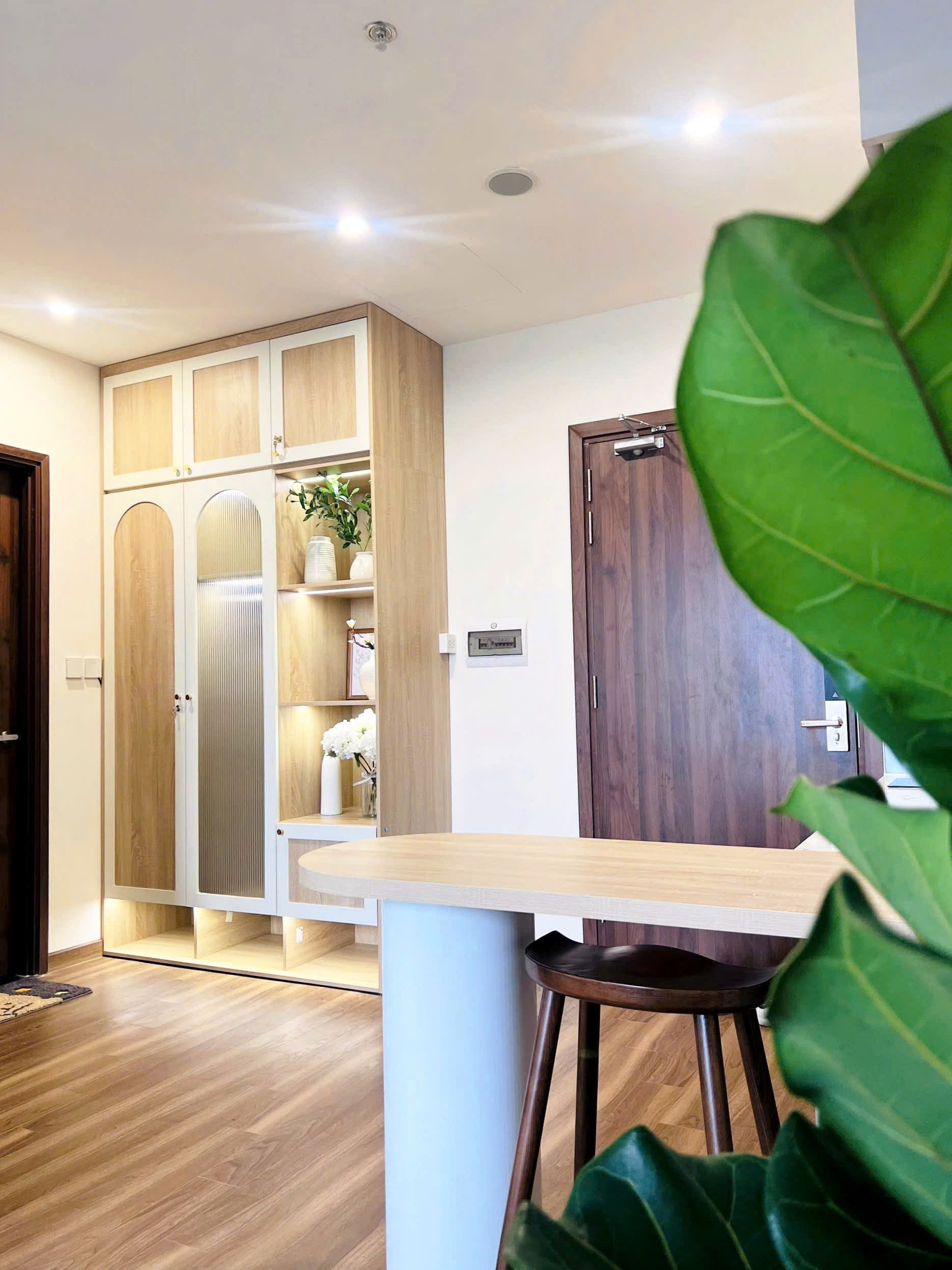 homestay-zurich-vinhomes-ocean-park-zr1-tang-37 (1) Homestay Zurich Vinhomes Ocean Park Tầng 37 | Phòng Mới Sạch Đẹp