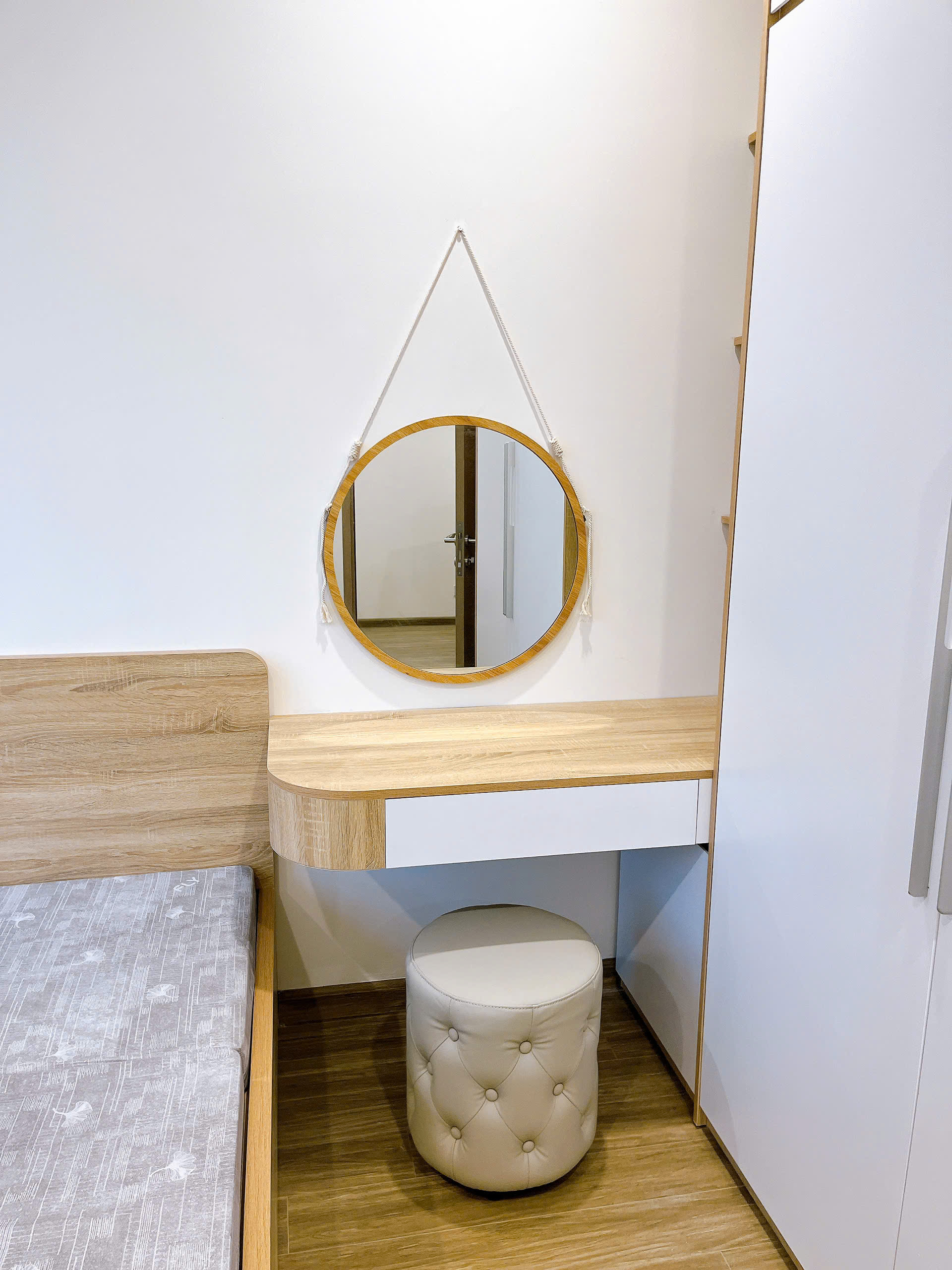 1-bedroom_apartment-for-rent-the-pavilion-p2-vinhomes-ocean-park-3 1 Bedroom + 1 Apartment for Rent in The Pavilion P2 | Fully Furnished | Vinhomes Ocean Park