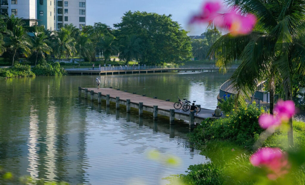 Đi dạo quanh công viên hồ Thiên Nga Ecopark Đi dạo quanh công viên hồ Thiên Nga Ecopark