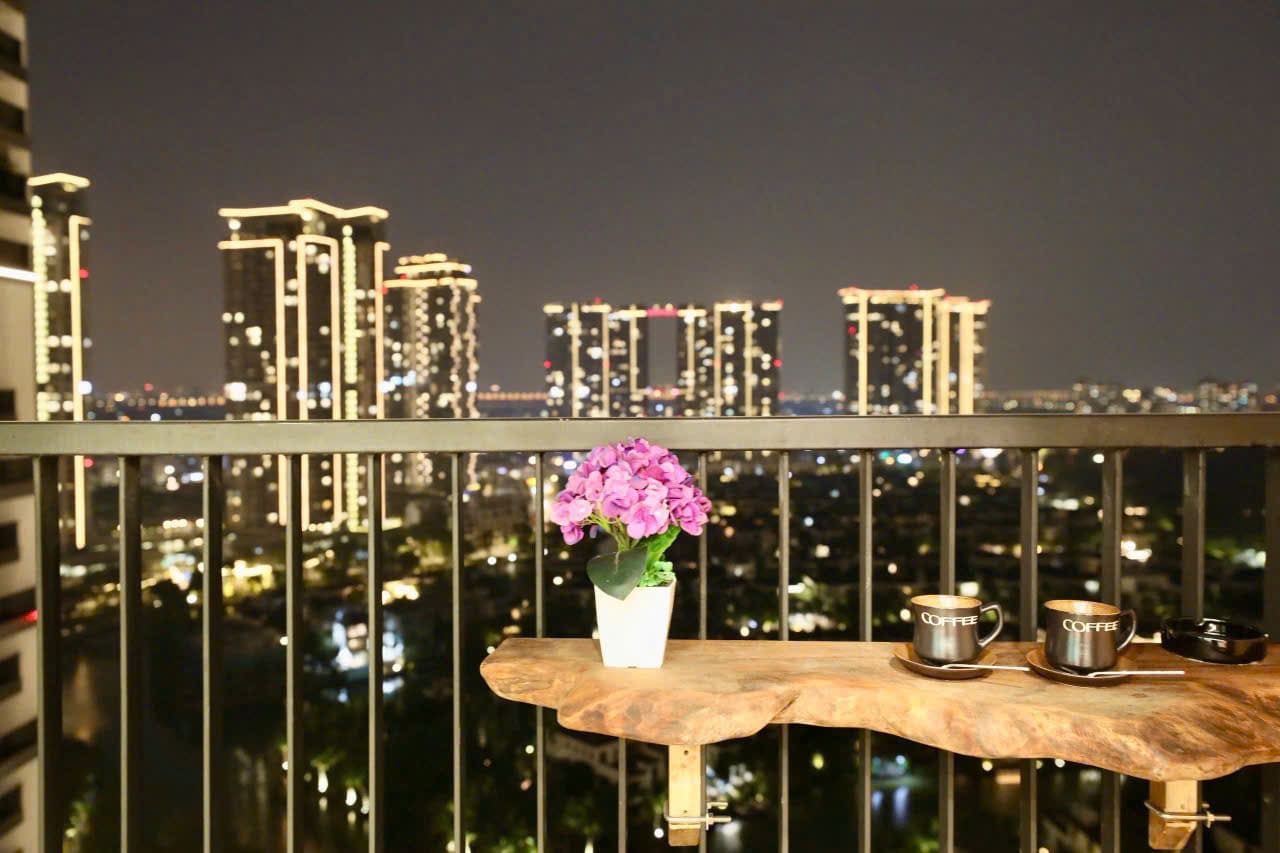 Review Homestay Sky Forest 2 Ecopark 2PN Tầng 20 View Biệt Thự Đảo
