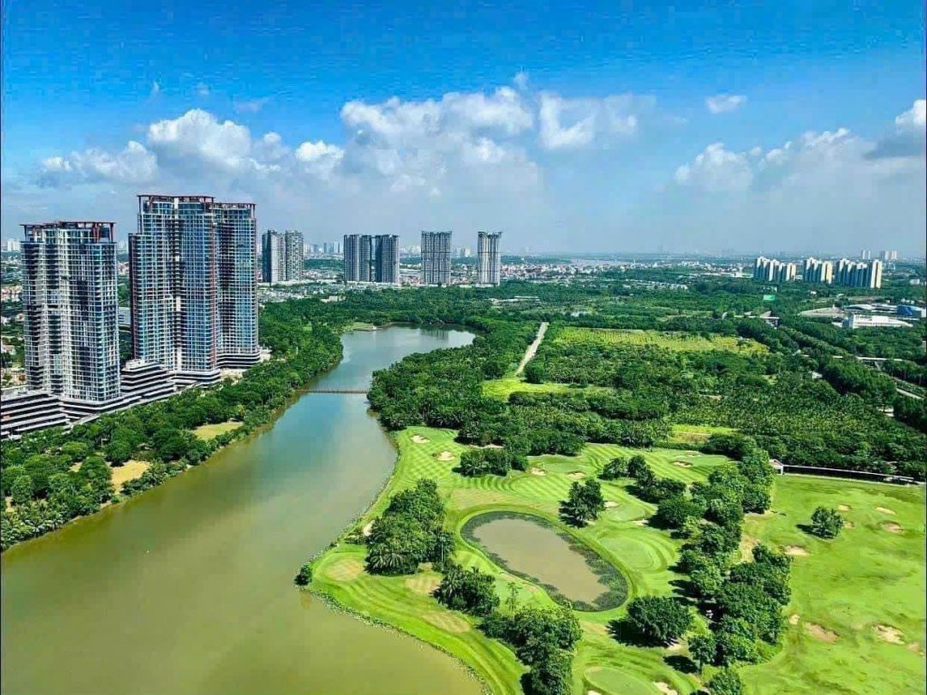 Apartments Near Edison Schools Ecopark | 9Group