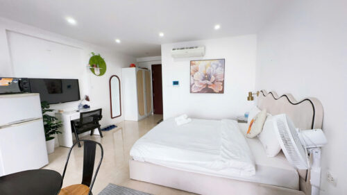 Phòng ngủ homestay Dcapitale tầng 24 decor đẹp