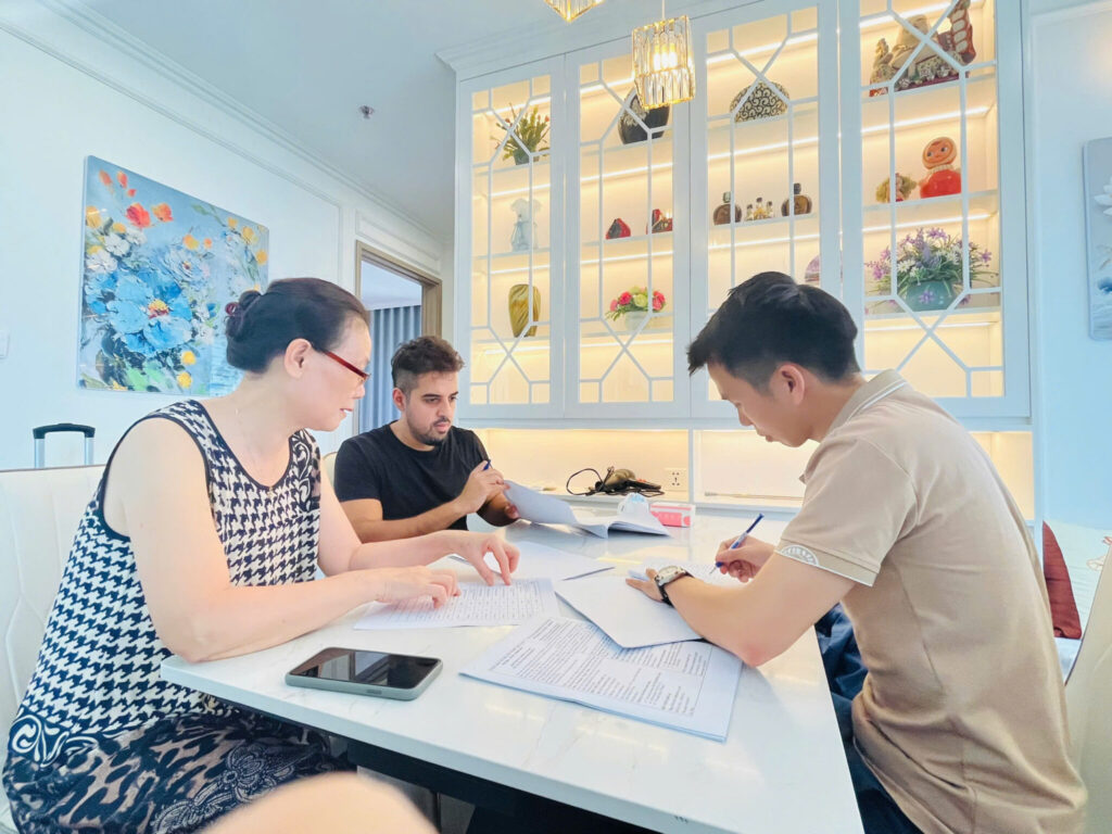 Rental Contract Guide for Expats in Vietnam